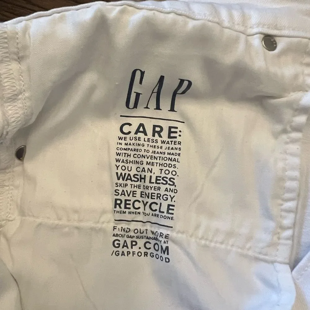 GAP these white